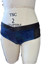 Premade black and blue fitness outfit